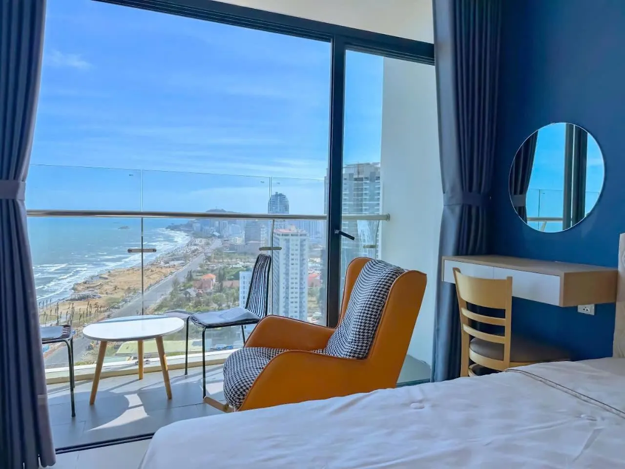 Hotel apartamentowy Condotel Csj Luxury Vung Tau